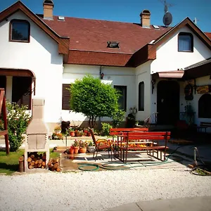 2* Szálloda Palota