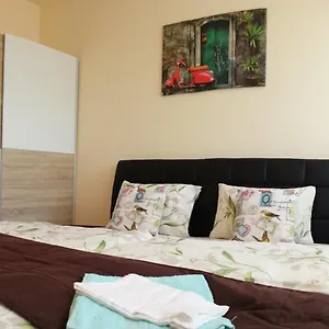 2* Gasthof Garden House