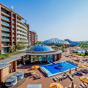 4* Üdülőközpont Aquaworld